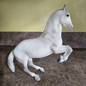 Breyer #700393 Royal Lipizzaner Stallion Exclusive